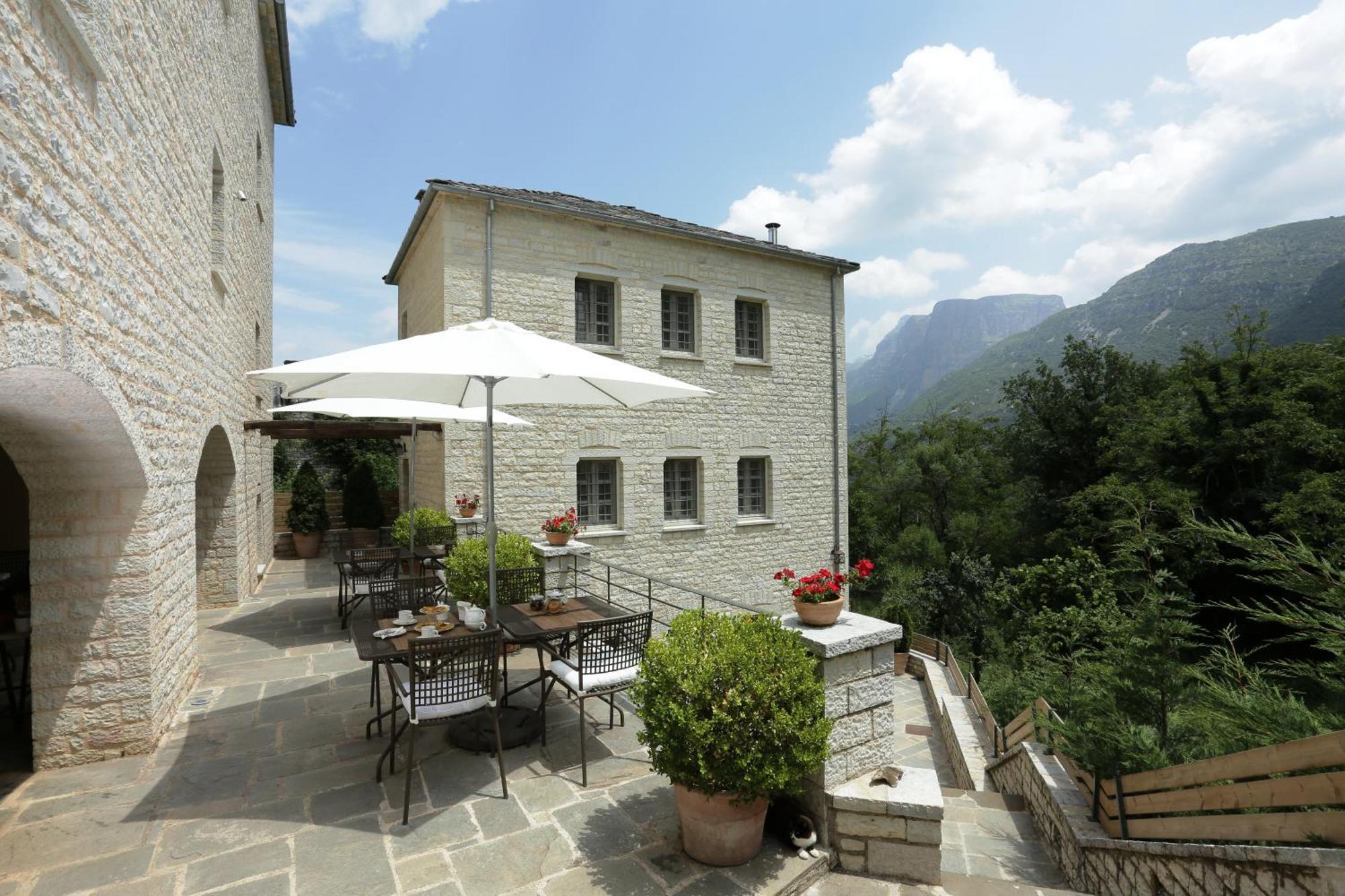 Gamila Rocks Mountain Hotel 아리스티 외부 사진