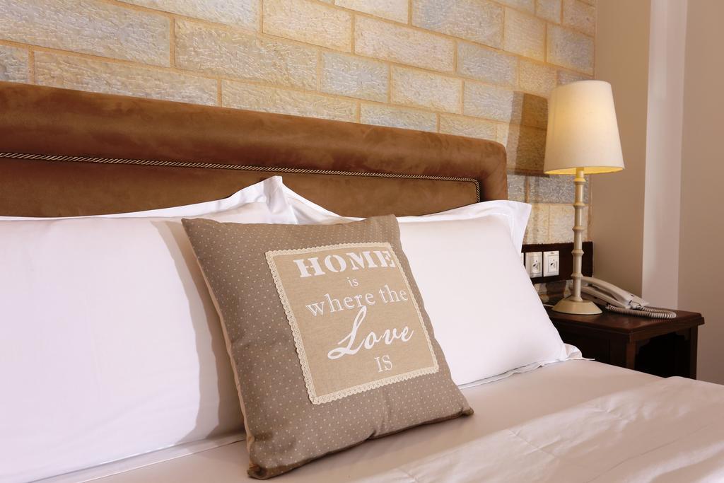 Gamila Rocks Mountain Hotel 아리스티 객실 사진